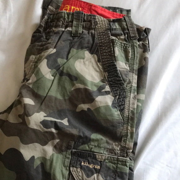 Cargo - Picture 2 of 2